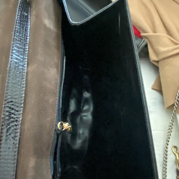 Vintage Ferragamo Snakeskin Embossed Black Leather Convertible Clutch - Picture 5 of 7